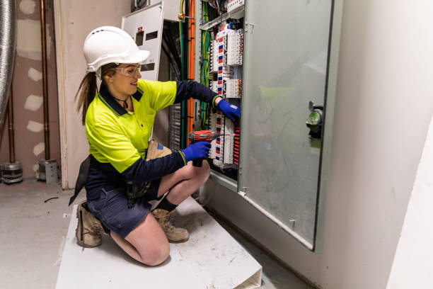 Best Affordable Emergency Electrician  in Compton, CA